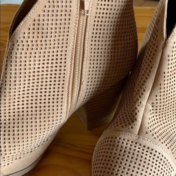 Ankle Boots Mauve Toned Ankle Boots size 8.5 - Picture 14 of 14